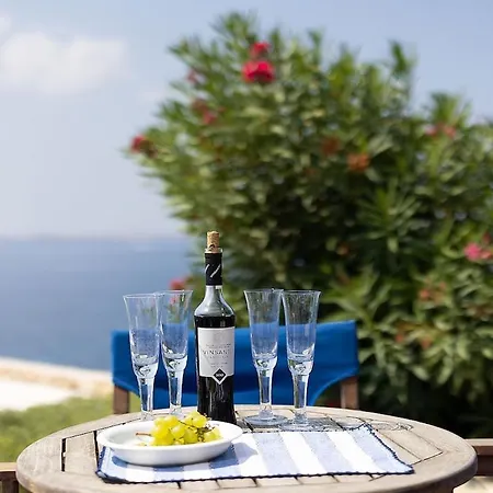 Elanora Stelida (Naxos)